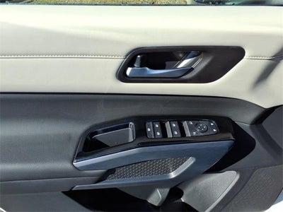 2026 Nissan Pathfinder SL 2WD