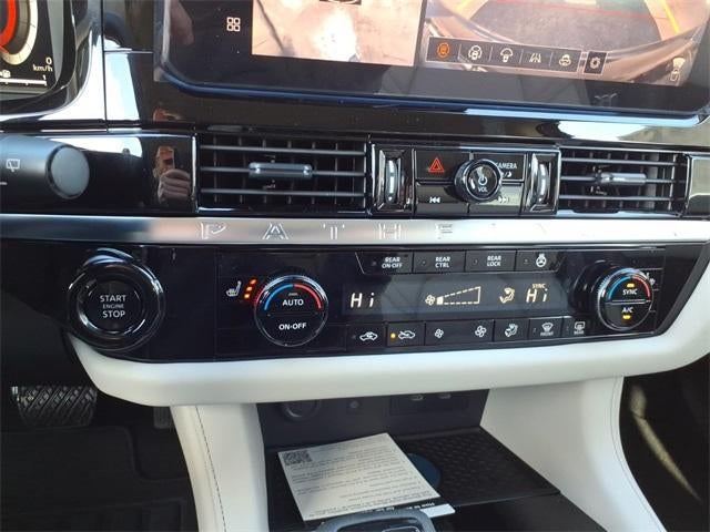 2026 Nissan Pathfinder SL 2WD