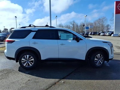 2026 Nissan Pathfinder SL 2WD