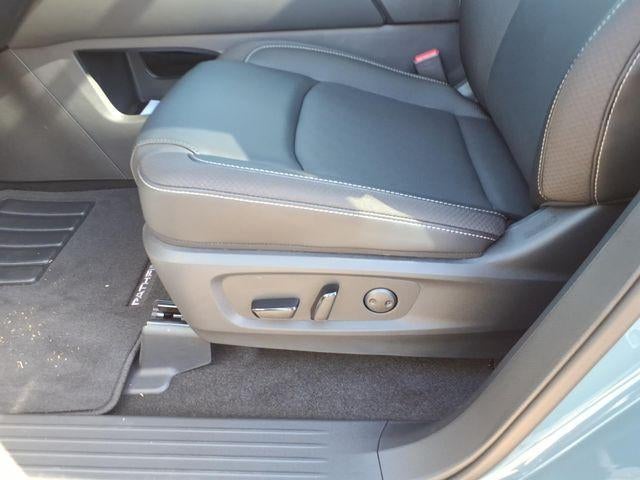 2026 Nissan Pathfinder SL 4WD