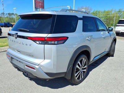 2024 Nissan Pathfinder Platinum