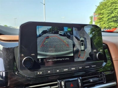 2024 Nissan Pathfinder Platinum