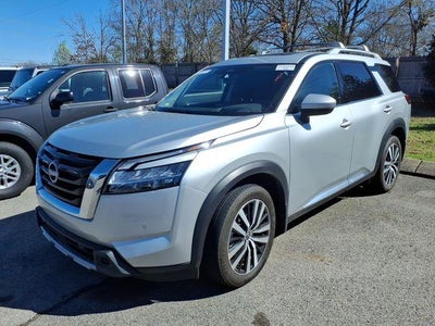 2024 Nissan Pathfinder Platinum