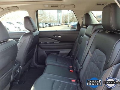 2024 Nissan Pathfinder Platinum