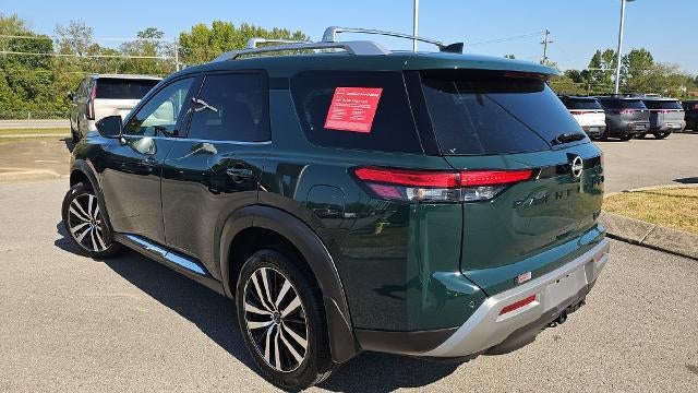2025 Nissan Pathfinder Platinum