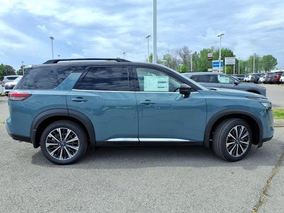 2026 Nissan Pathfinder Platinum