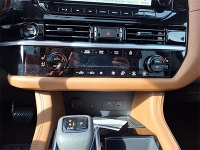 2025 Nissan Pathfinder Platinum