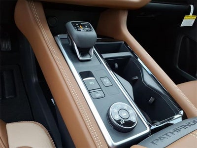 2026 Nissan Pathfinder Platinum 4WD