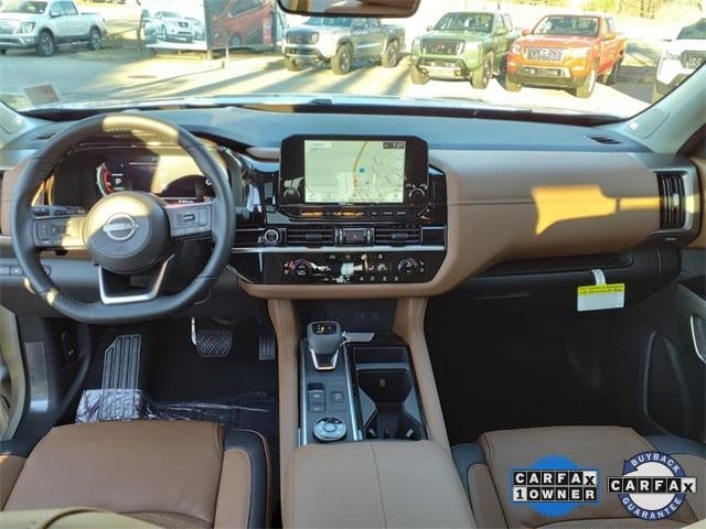 2024 Nissan Pathfinder Platinum