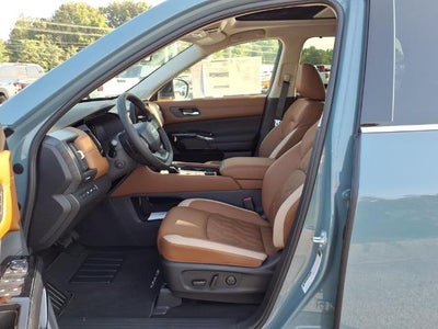 2026 Nissan Pathfinder Platinum 4WD