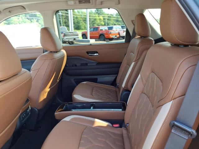 2026 Nissan Pathfinder Platinum 4WD