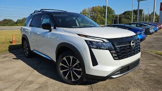 2026 Nissan Pathfinder Platinum 4WD