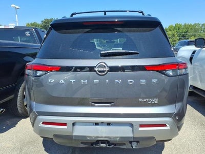 2023 Nissan Pathfinder Platinum