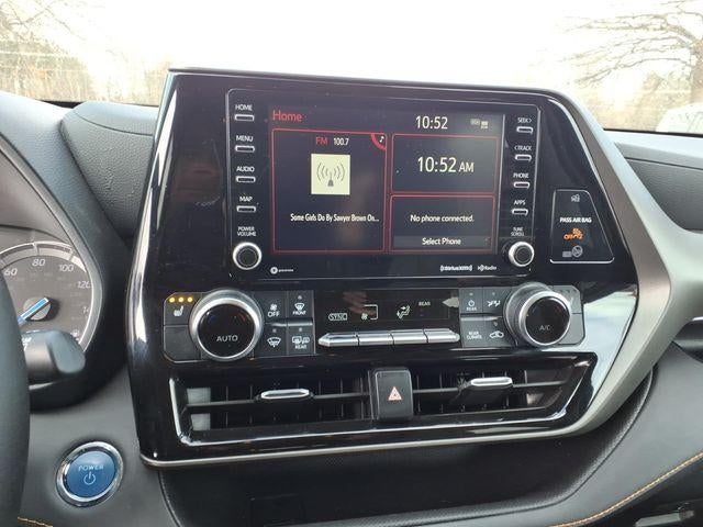 2022 Toyota Highlander Hybrid Bronze Edition AWD (Natl)