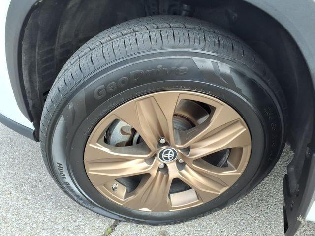 2022 Toyota Highlander Hybrid Bronze Edition AWD (Natl)