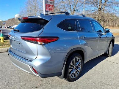 2020 Toyota Highlander Platinum AWD (Natl)