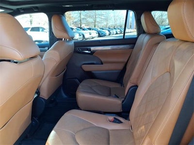 2020 Toyota Highlander Platinum AWD (Natl)