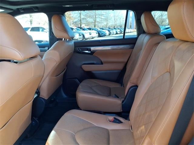 2020 Toyota Highlander Platinum AWD (Natl)