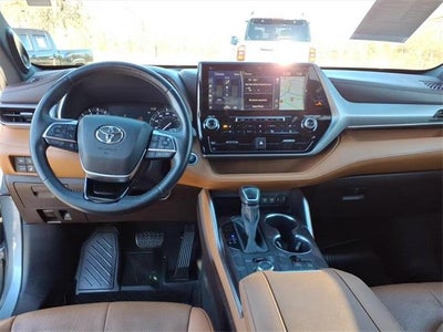 2020 Toyota Highlander Platinum AWD (Natl)