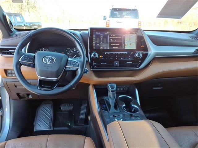 2020 Toyota Highlander Platinum AWD (Natl)