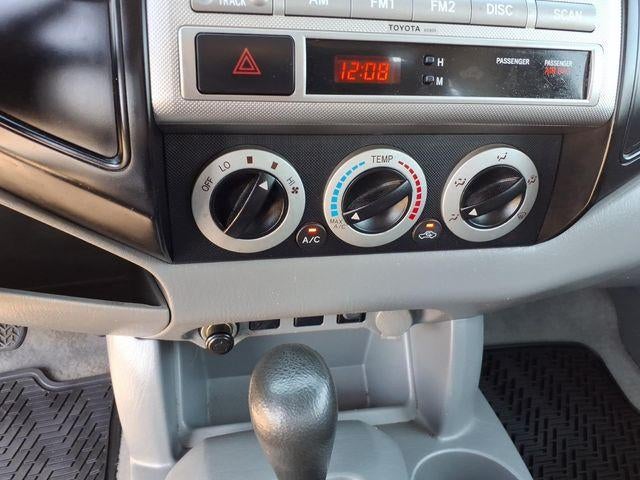 2011 Toyota Tacoma 2WD Regular Cab Standard Bed I4 Automatic (Natl)