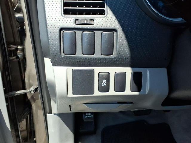 2011 Toyota Tacoma 2WD Regular Cab Standard Bed I4 Automatic (Natl)