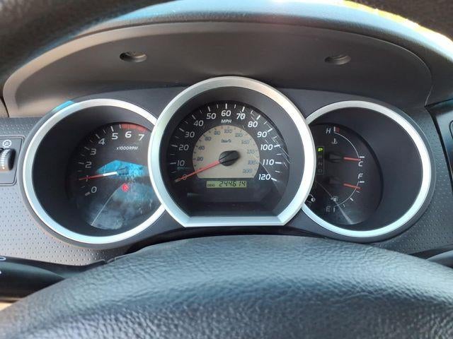 2011 Toyota Tacoma 2WD Regular Cab Standard Bed I4 Automatic (Natl)