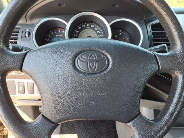 2011 Toyota Tacoma 2WD Regular Cab Standard Bed I4 Automatic (Natl)