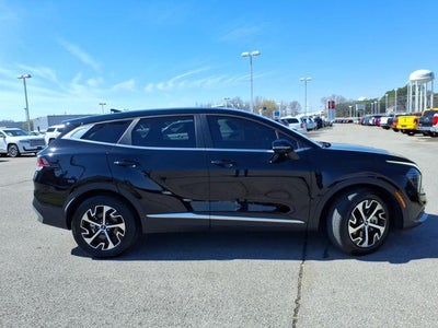 2024 Kia Sportage EX FWD