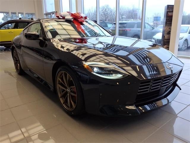 2026 Nissan Z Heritage Edition (Z32 Midnight Purple)