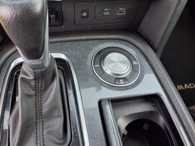 2023 Nissan Armada 4x2 SV
