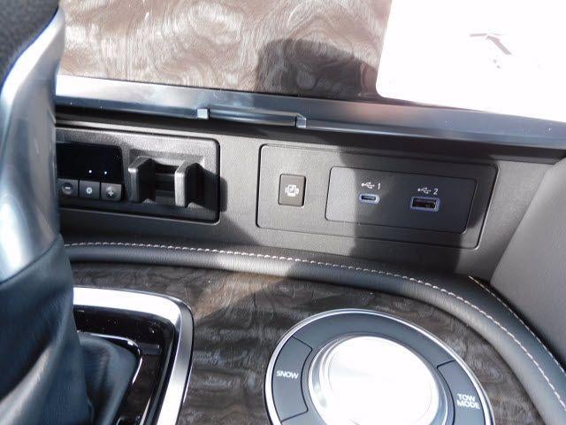 2023 Nissan Armada Platinum