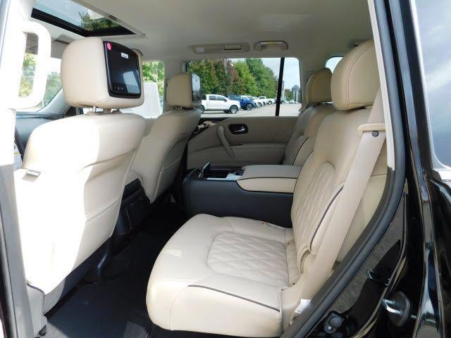 2022 Nissan Armada Platinum - Photo 9