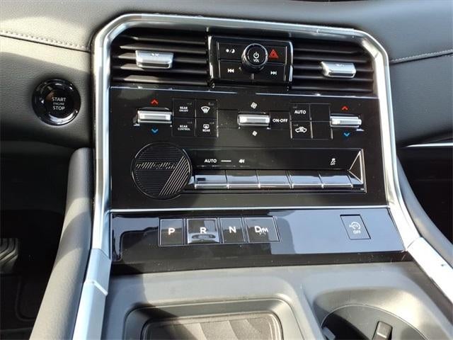 2025 Nissan Armada SV