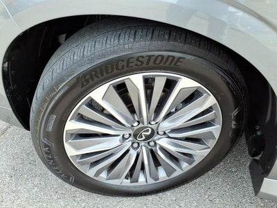 2025 INFINITI QX80 SENSORY AWD