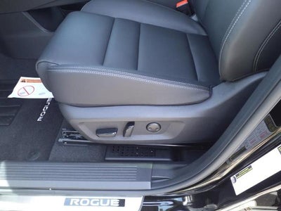 2024 Nissan Rogue FWD SL
