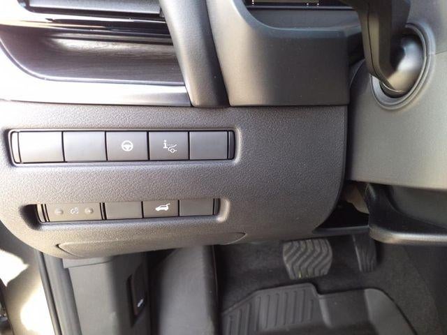 2023 Nissan Rogue FWD Platinum *Ltd Avail*