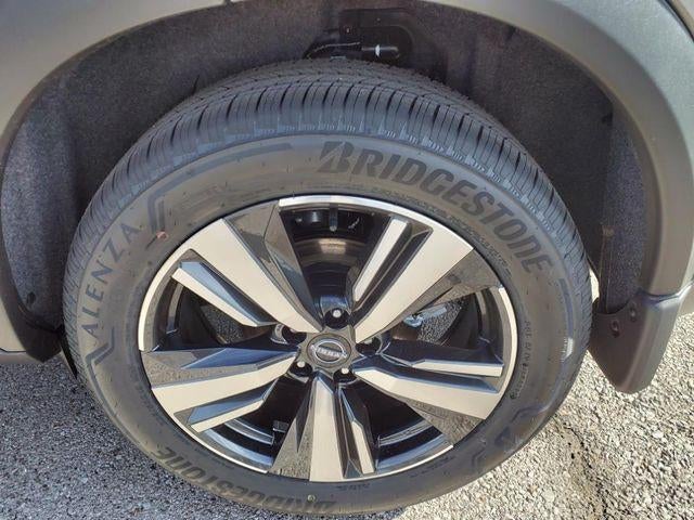 2023 Nissan Rogue FWD Platinum *Ltd Avail*