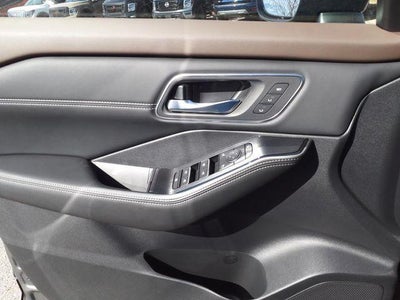 2023 Nissan Rogue FWD Platinum *Ltd Avail*