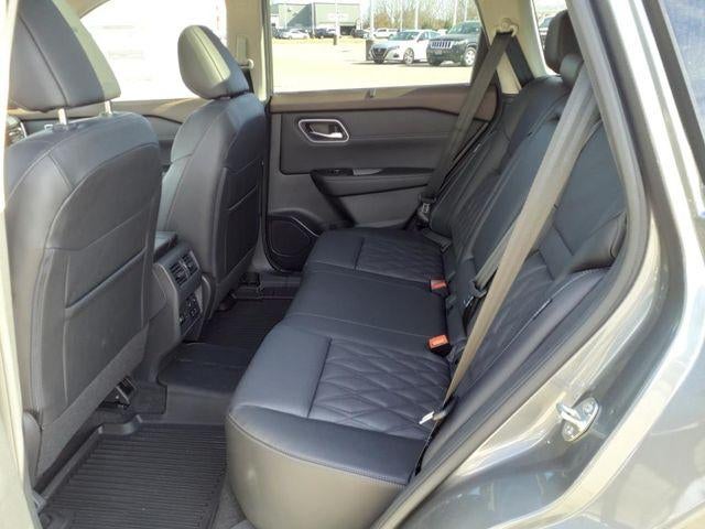 2023 Nissan Rogue FWD Platinum *Ltd Avail*