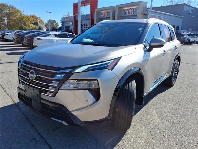 2024 Nissan Rogue Platinum