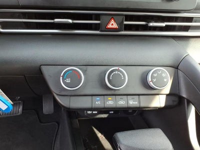 2025 Hyundai ELANTRA SE IVT