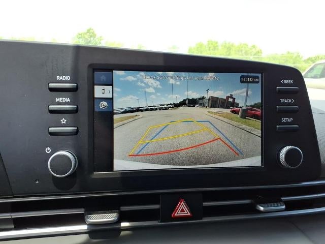 2025 Hyundai Elantra SE - Photo 12