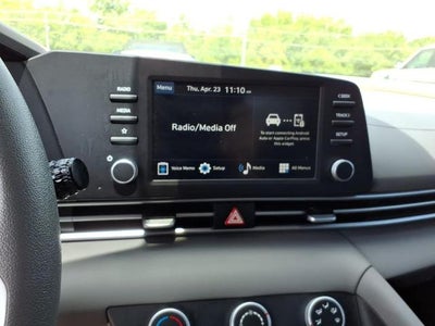2025 Hyundai ELANTRA SE IVT
