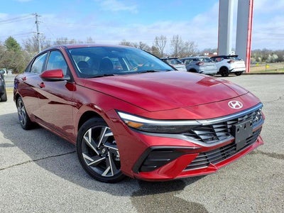 2025 Hyundai ELANTRA SEL Convenience IVT