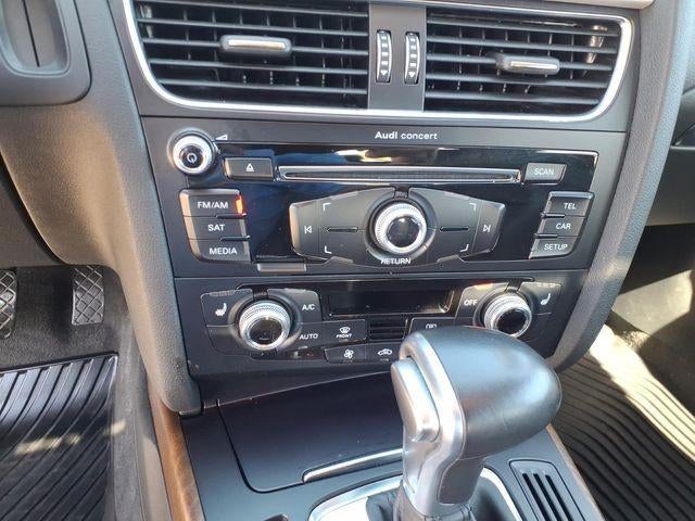 2016 Audi A4 Auto quattro 2.0T Premium