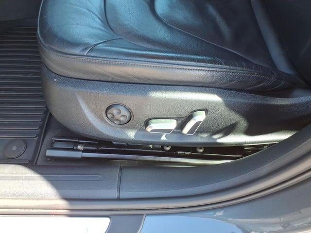 2016 Audi A4 Auto quattro 2.0T Premium