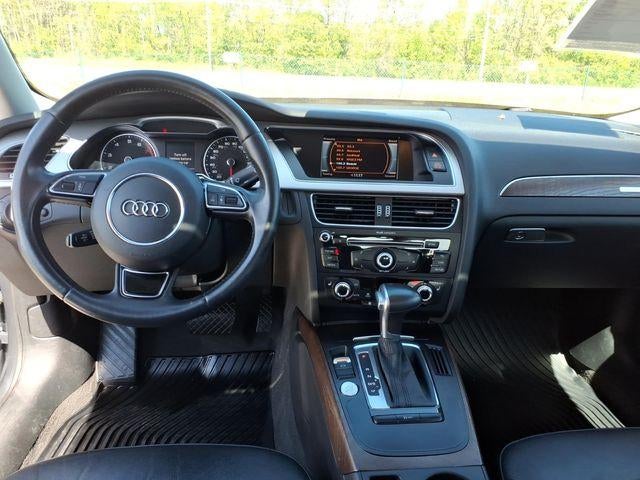 2016 Audi A4 Auto quattro 2.0T Premium